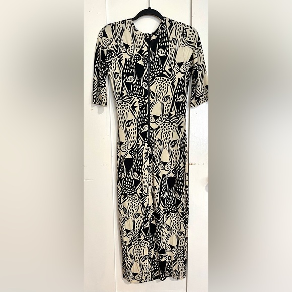 Rare FARM Rio B&W Midnight Leopards Jersey Dress Size Small - Picture 11 of 13